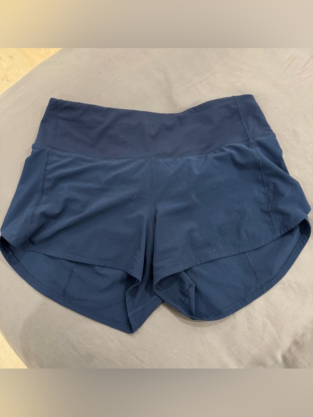 Lululemon speed up high rise short in navy